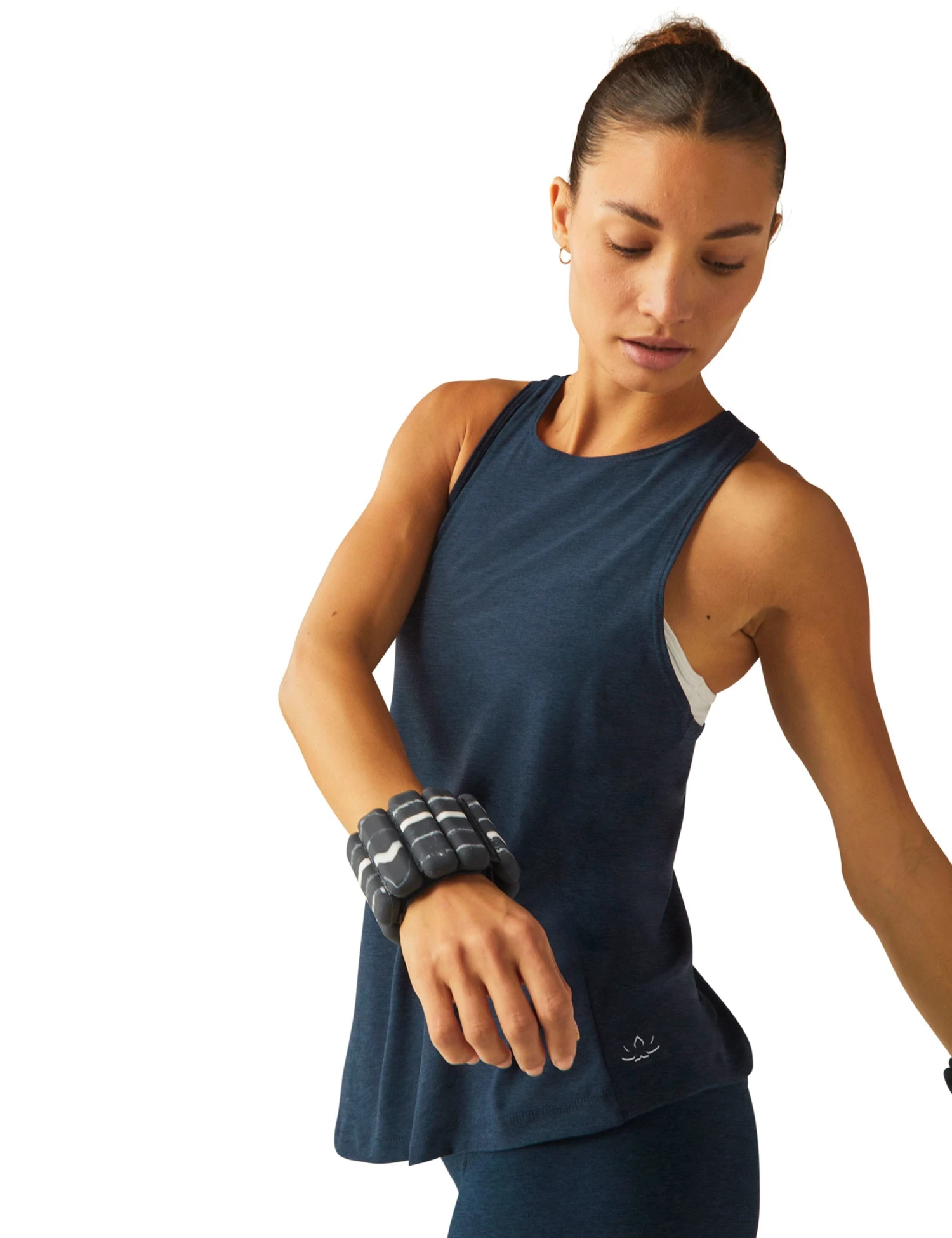 Beyond Yoga Featherweight Captivate Cutout Vest Top 3 Beyond Yoga Featherweight Captivate Cutout Vest Top - Image 3