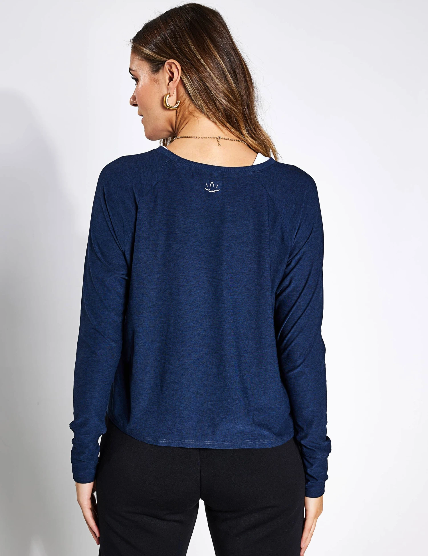 Beyond Yoga Featherweight Daydreamer Sweatshirt 3 Beyond Yoga Featherweight Daydreamer Sweatshirt - Image 3