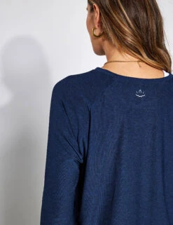 Beyond Yoga Featherweight Daydreamer Sweatshirt 15 Beyond Yoga Featherweight Daydreamer Sweatshirt -Marksandspencer Sale Store Featherweight Daydreamer Sweatshirt 3