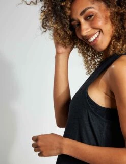 Beyond Yoga Featherweight Rebalance Yoga Vest Top -Marksandspencer Sale Store Featherweight Rebalance Yoga Vest Top 3