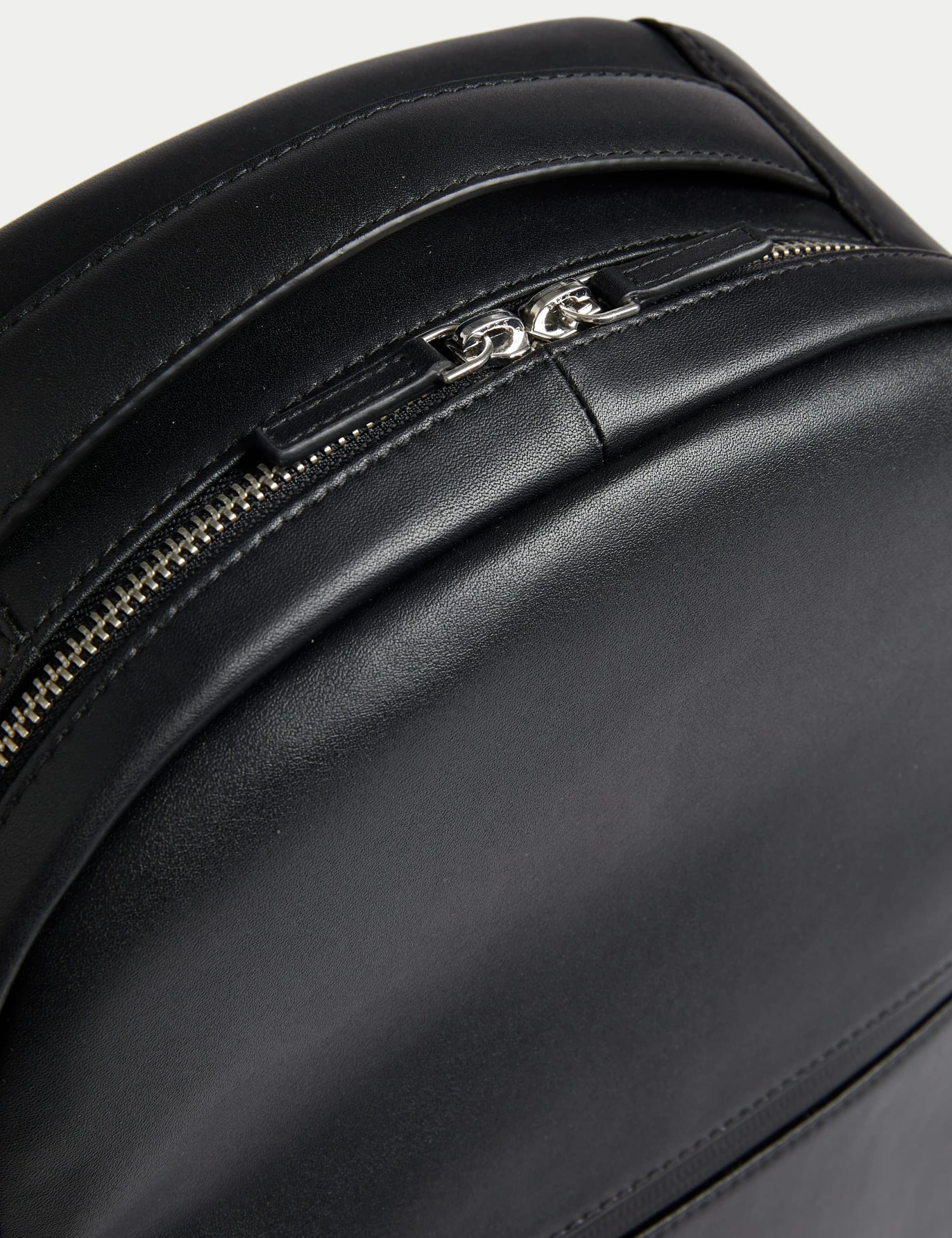 Jaeger Leather Backpack 2 Jaeger Leather Backpack - Image 2