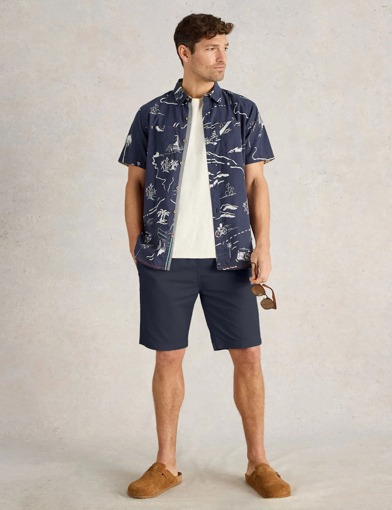 WHITE STUFF Linen Rich Print Short Sleeve Shirt 3 WHITE STUFF Linen Rich Print Short Sleeve Shirt - Image 3