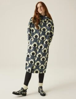 Regatta Orla Kiely Waterproof Hooded Changing Robe