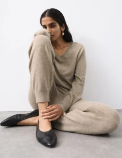 Pure Cashmere Tapered Ankle Grazer Joggers