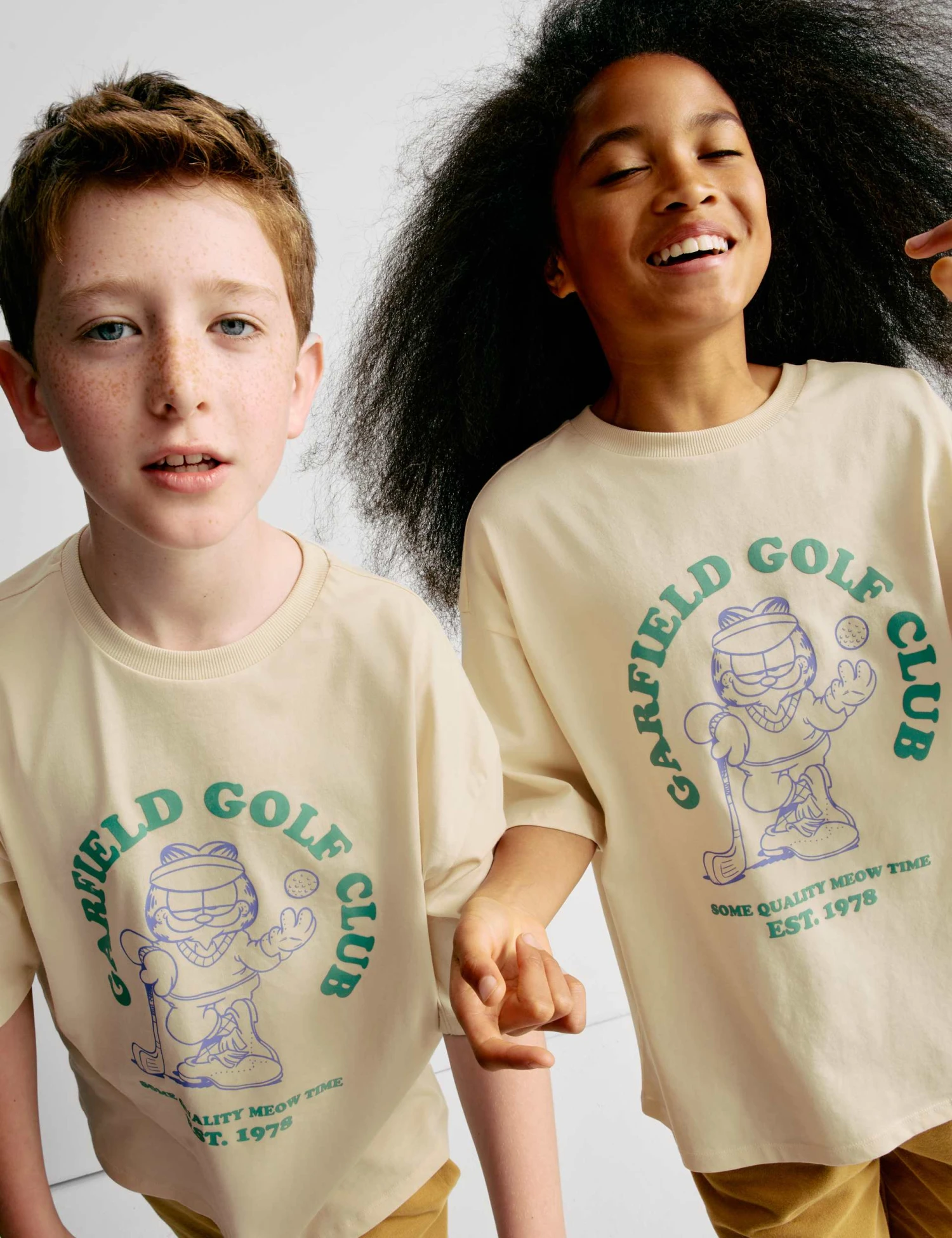 Pure Cotton Garfield™ Golf T-Shirt (6-16 Yrs) 4 Pure Cotton Garfield™ Golf T-Shirt (6-16 Yrs) - Image 4