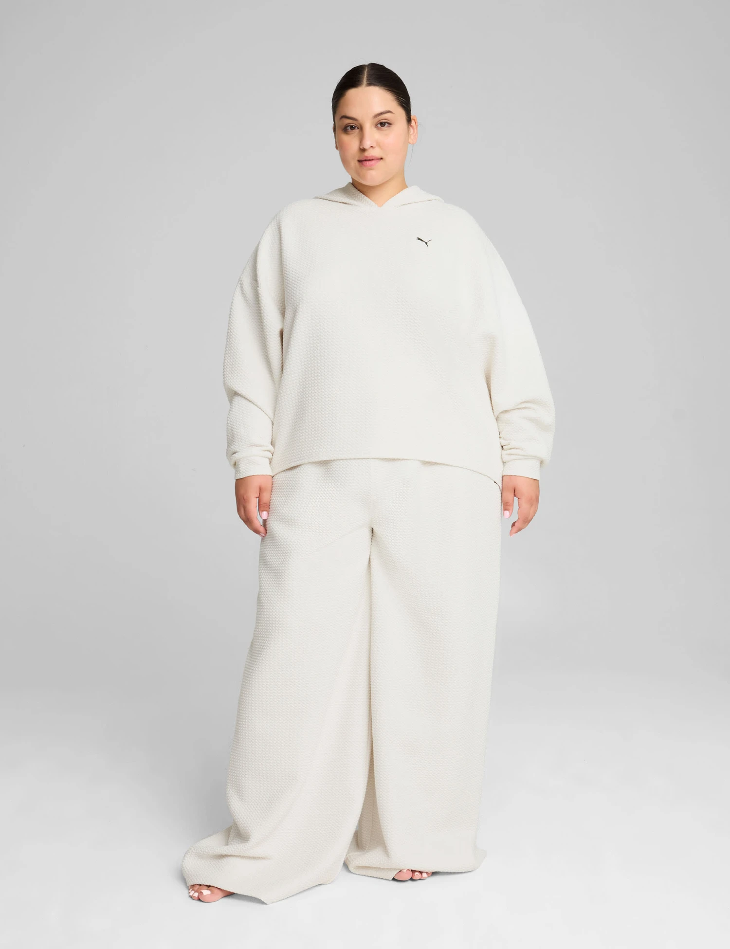 Puma Q4 Studio Cotton Blend Textured Hoodie 4 Puma Q4 Studio Cotton Blend Textured Hoodie - Image 4