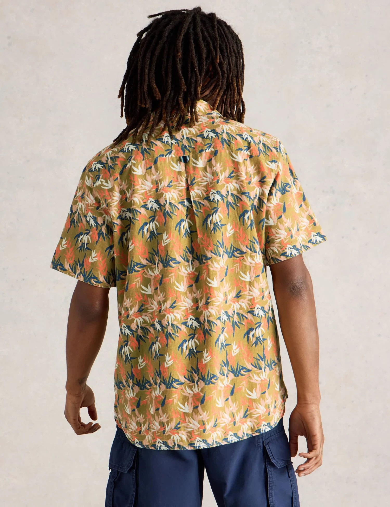 WHITE STUFF Regular Fit Linen Blend Floral Short Sleeve Shirt 4 WHITE STUFF Regular Fit Linen Blend Floral Short Sleeve Shirt - Image 4