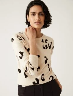 Supersoft Animal Print Crew Neck Jumper -Marksandspencer Sale Store SD 01 T38 1893S K7 X EC 3