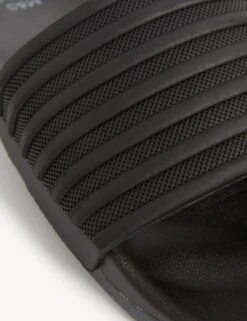 Airflex™ Striped Sliders -Marksandspencer Sale Store SD 03 T03 2211 Y4 X EC 1