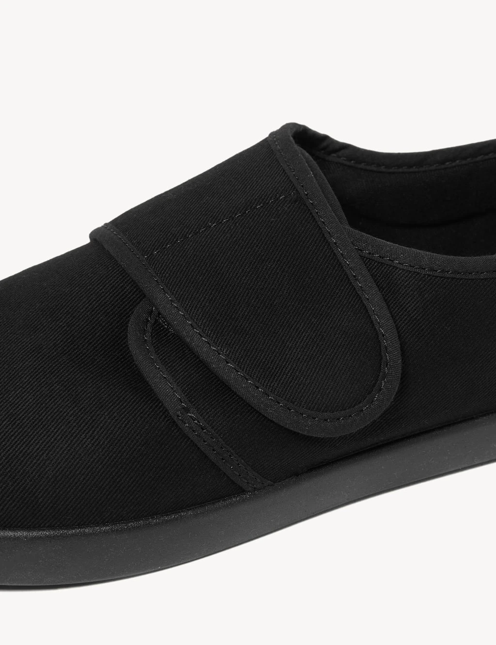 Kids' Riptape Plimsolls (7 Small - 4 Large) 3 Kids' Riptape Plimsolls (7 Small - 4 Large) - Image 3