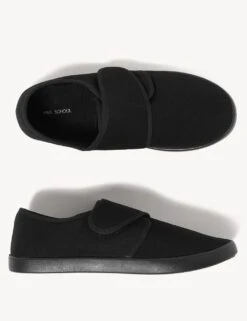 Kids' Riptape Plimsolls (7 Small - 4 Large) 9 Kids' Riptape Plimsolls (7 Small - 4 Large) -Marksandspencer Sale Store SD 04 T72 2016B Y0 X EC 4