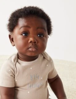 Cotton Rich Spot Big Hugs Slogan Bodysuit (0-1 Yrs)