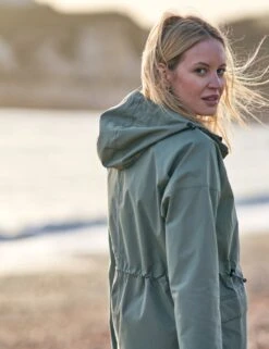 MUSTO Cotton Rich Waterproof Hooded Raincoat 15 MUSTO Cotton Rich Waterproof Hooded Raincoat -Marksandspencer Sale Store SD 10 T18 4065 J0 X EC 7