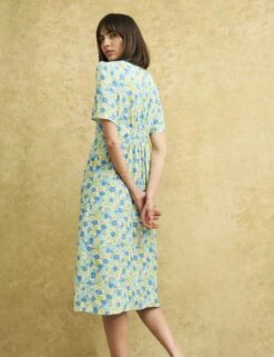 Floral V-Neck Shirred Midi Tea Dress 6 Floral V-Neck Shirred Midi Tea Dress -Marksandspencer Sale Store SD 10 T82 6510 ZZ X EC 2