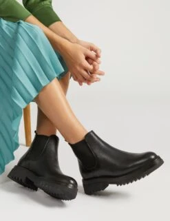 Jones Bootmaker Leather Chelsea Flatform Ankle Boots
