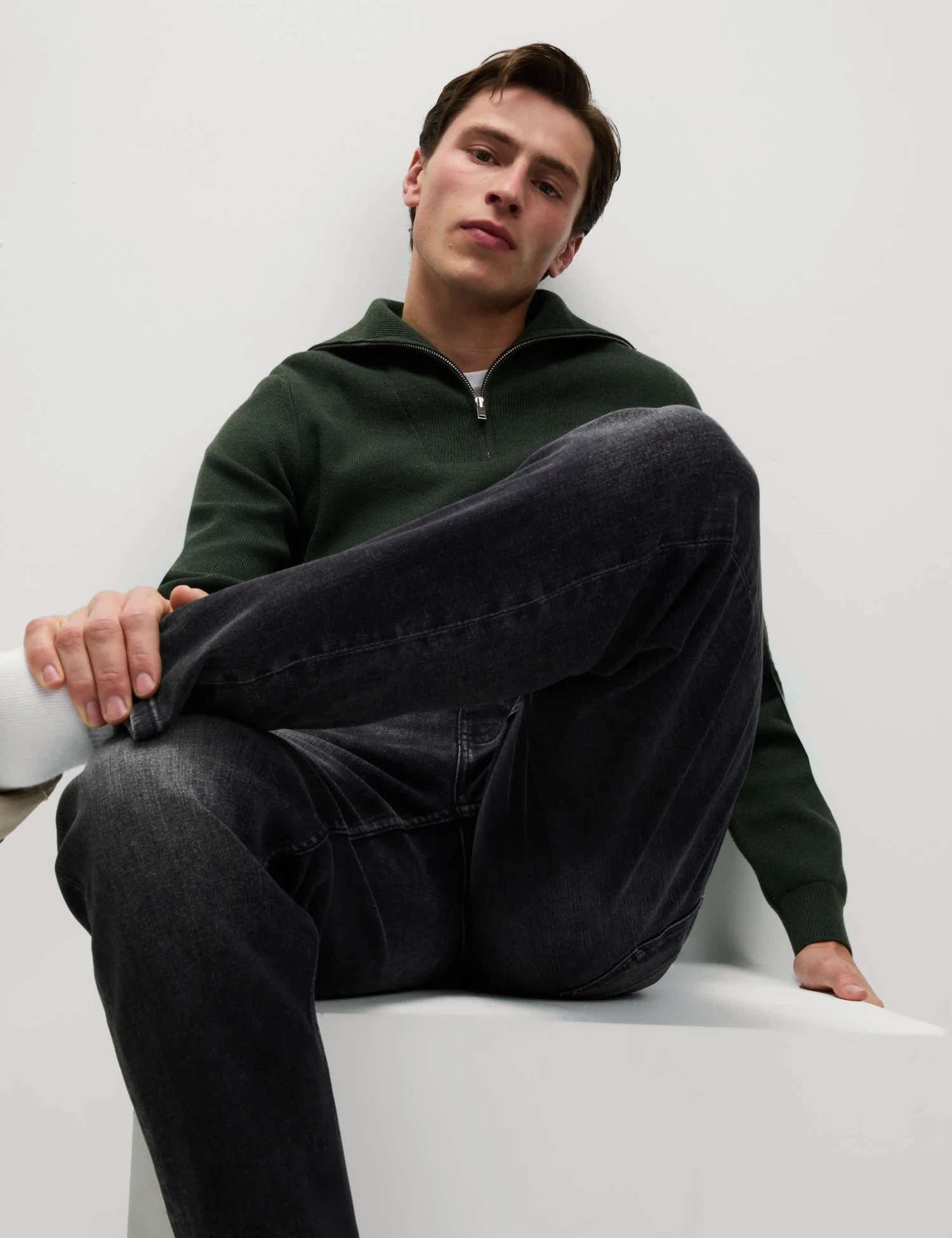 Tapered Fit Vintage Crosshatch Jeans 3 Tapered Fit Vintage Crosshatch Jeans - Image 3