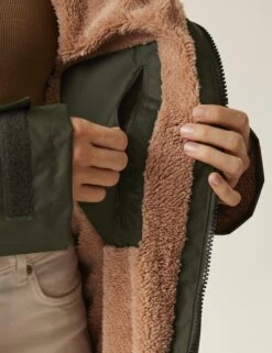 Regatta Waterproof Hooded Changing Robe -Marksandspencer Sale Store Waterproof Hooded Changing Robe 4