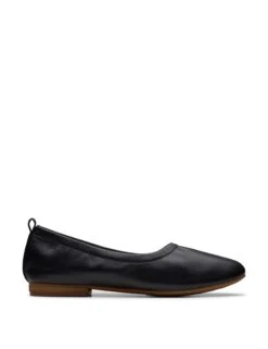 Clarks Wide Fit Leather Slip On Block Heel Pumps