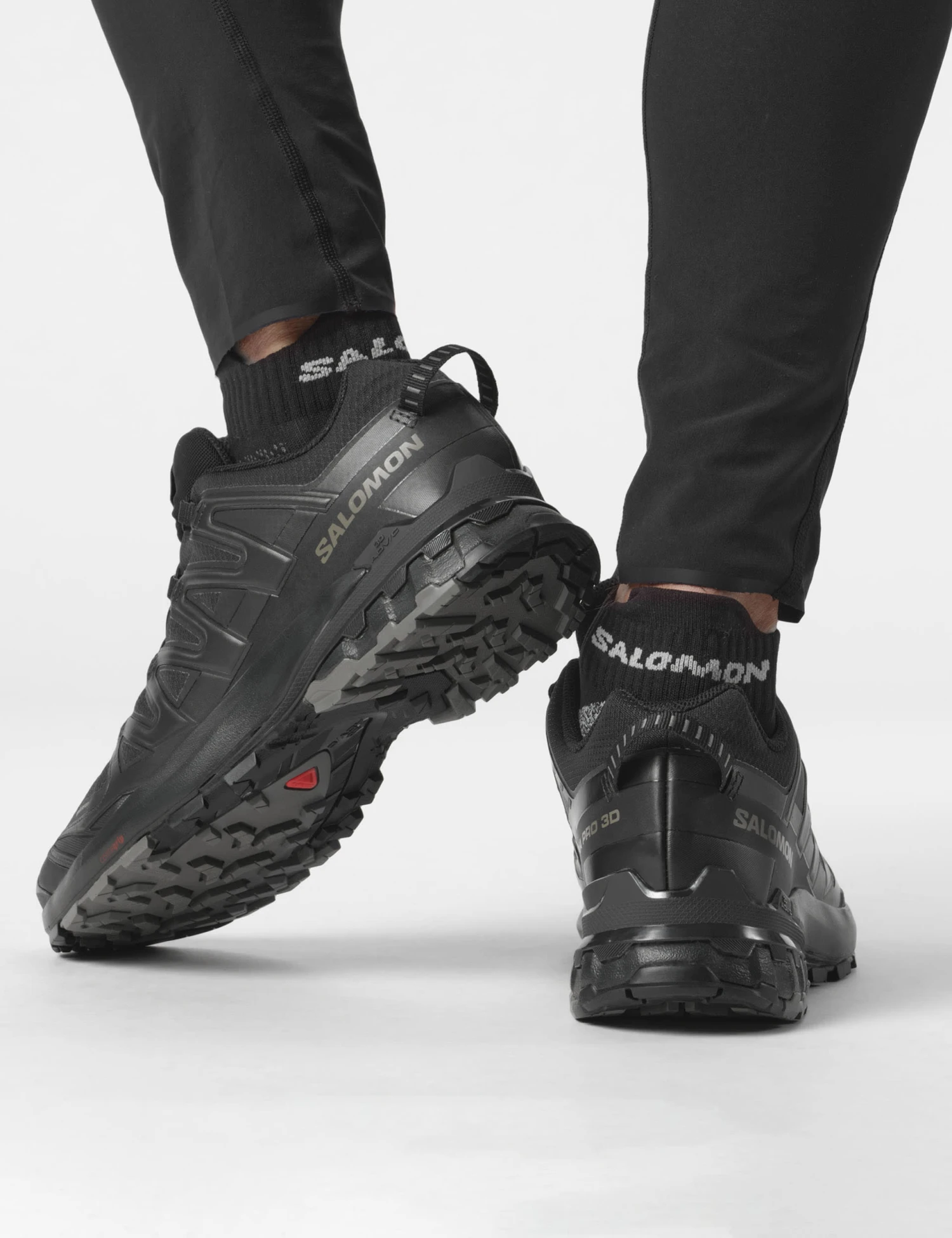 Salomon XA Pro 3D V9 Gore-Tex Trainers 4 Salomon XA Pro 3D V9 Gore-Tex Trainers - Image 4