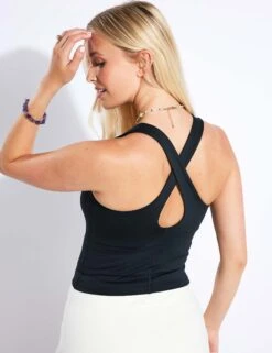 Girlfriend Collective Zoe V-Neck Cross Back Vest Top -Marksandspencer Sale Store Zoe V Neck Cross Back Vest Top 3