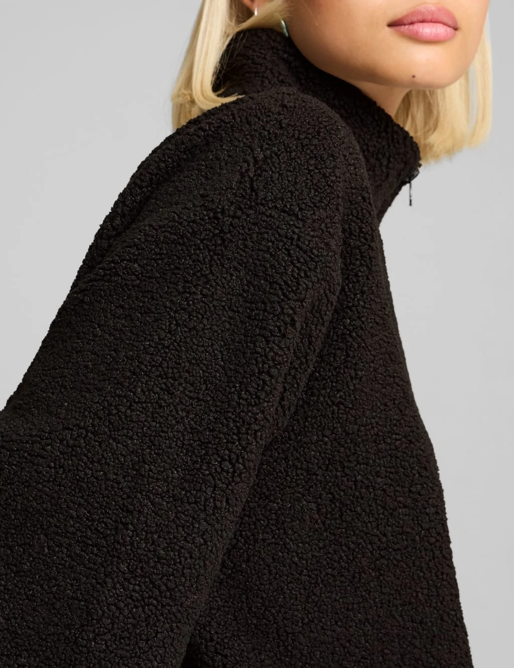 Puma Classics Winterized Fleece Half Zip Sweatshirt 16 Puma Classics Winterized Fleece Half Zip Sweatshirt - Image 16