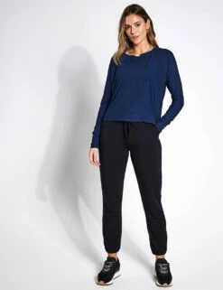 Beyond Yoga Featherweight Daydreamer Sweatshirt 19 Beyond Yoga Featherweight Daydreamer Sweatshirt -Marksandspencer Sale Store featherweight daydreamer sweatshirt 7