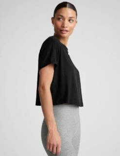 Beyond Yoga Featherweight Supreme Relaxed Crop T-Shirt -Marksandspencer Sale Store featherweight supreme relaxed crop t shirt 10