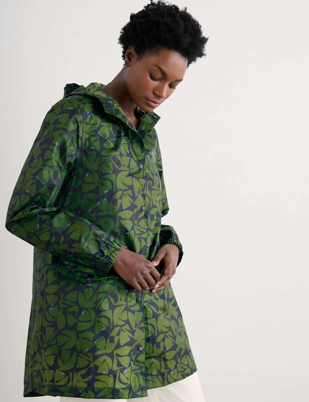 Geometric Hooded Packaway Rain Jacket 12 Geometric Hooded Packaway Rain Jacket - Image 12