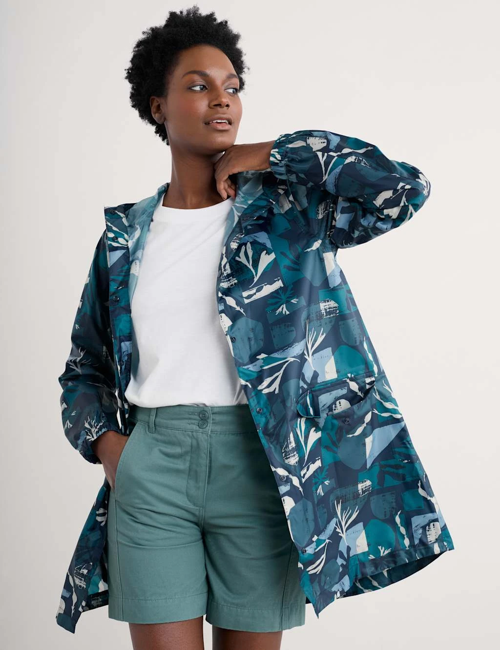 Geometric Hooded Packaway Rain Jacket 8 Geometric Hooded Packaway Rain Jacket - Image 8