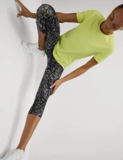 Go Move Printed Cropped Gym Leggings -Marksandspencer Sale Store go move printed cropped gym leggings 11