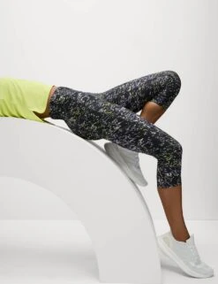 Go Move Printed Cropped Gym Leggings -Marksandspencer Sale Store go move printed cropped gym leggings 9