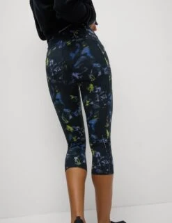 Go Train High Waisted Cropped Gym Leggings -Marksandspencer Sale Store go train high waisted cropped gym leggings 7