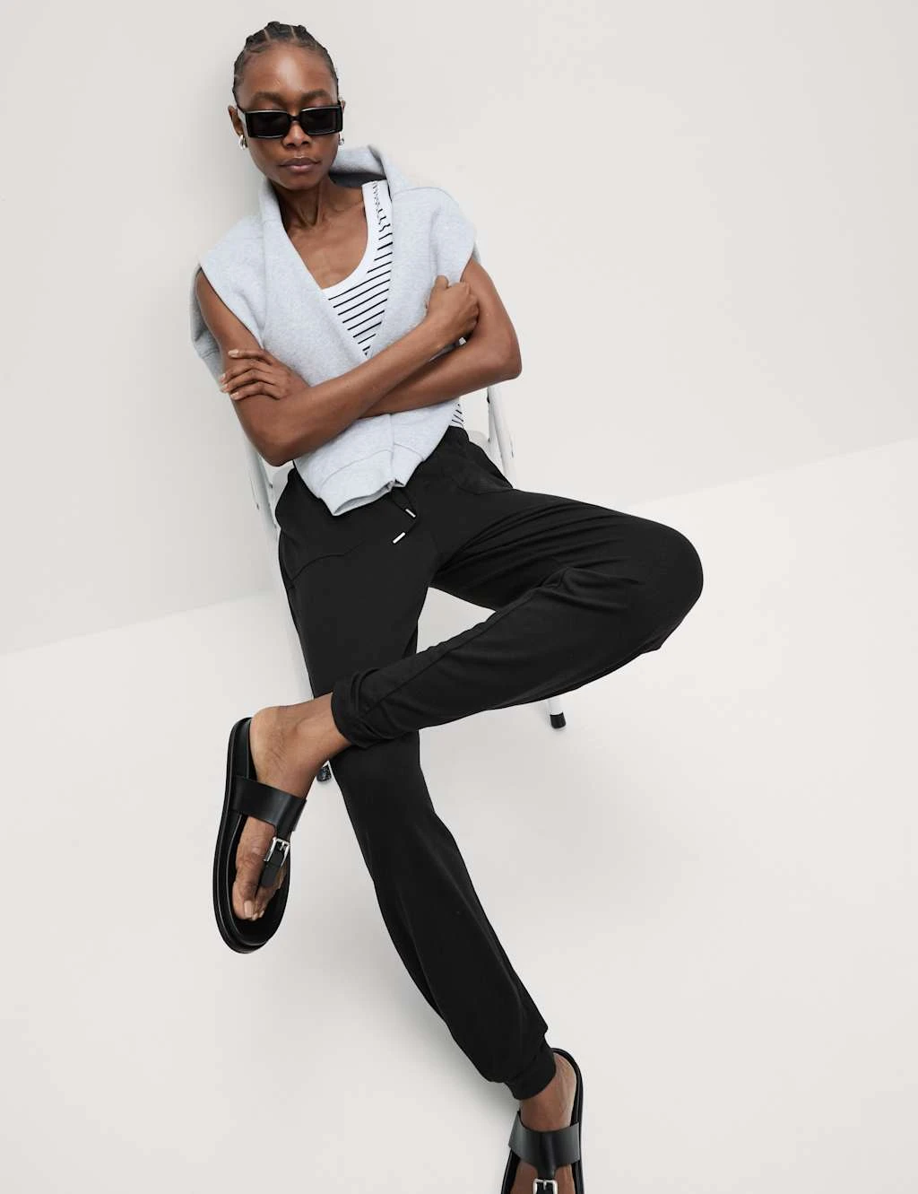 Jersey Drawstring Pintuck Tapered Trousers 13 Jersey Drawstring Pintuck Tapered Trousers - Image 13