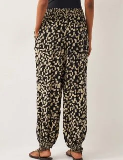 MONSOON Printed Straight Leg Trousers -Marksandspencer Sale Store printed straight leg trousers 10