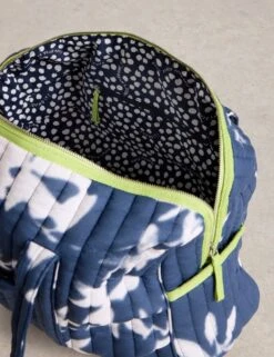 WHITE STUFF Pure Cotton Floral Quilted Weekend Bag -Marksandspencer Sale Store pure cotton floral quilted weekend bag 5