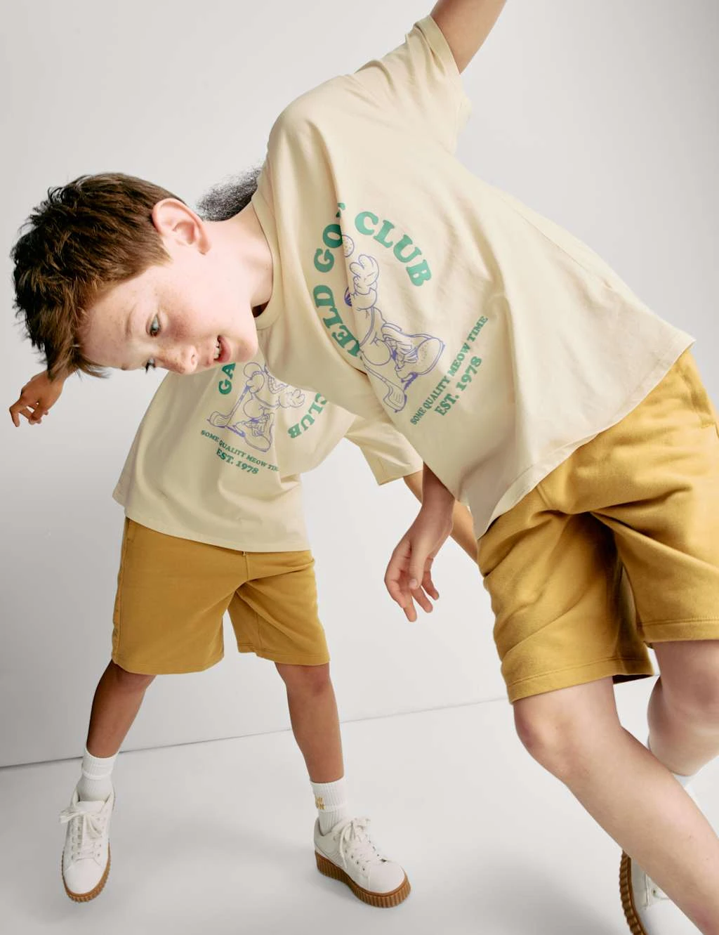 Pure Cotton Garfield™ Golf T-Shirt (6-16 Yrs) 14 Pure Cotton Garfield™ Golf T-Shirt (6-16 Yrs) - Image 14