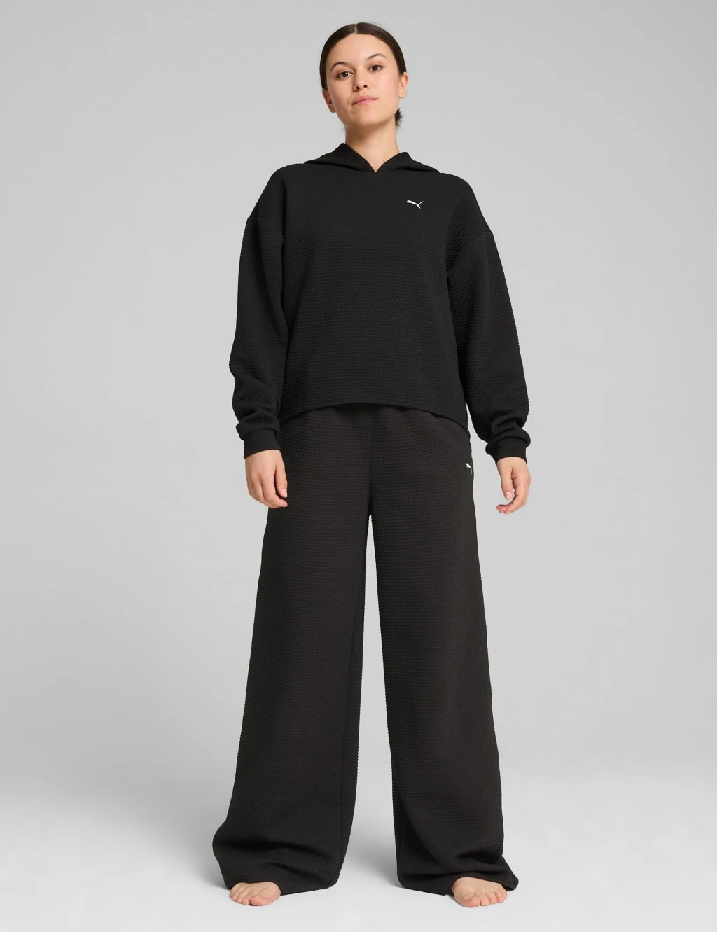 Puma Q4 Studio Cotton Blend Textured Hoodie 18 Puma Q4 Studio Cotton Blend Textured Hoodie - Image 18