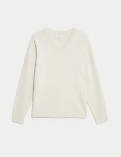 Relaxed Milano Knit V-Neck Jumper -Marksandspencer Sale Store relaxed v neck jumper 4