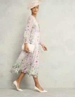 Silk Rich Floral V-Neck Midi Skater Dress 28 Silk Rich Floral V-Neck Midi Skater Dress -Marksandspencer Sale Store silk rich floral v neck midi skater dress 12