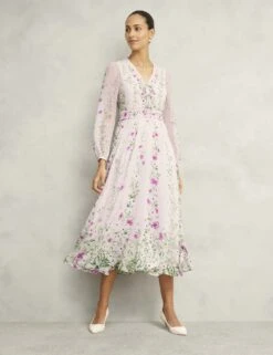 Silk Rich Floral V-Neck Midi Skater Dress 24 Silk Rich Floral V-Neck Midi Skater Dress -Marksandspencer Sale Store silk rich floral v neck midi skater dress 8