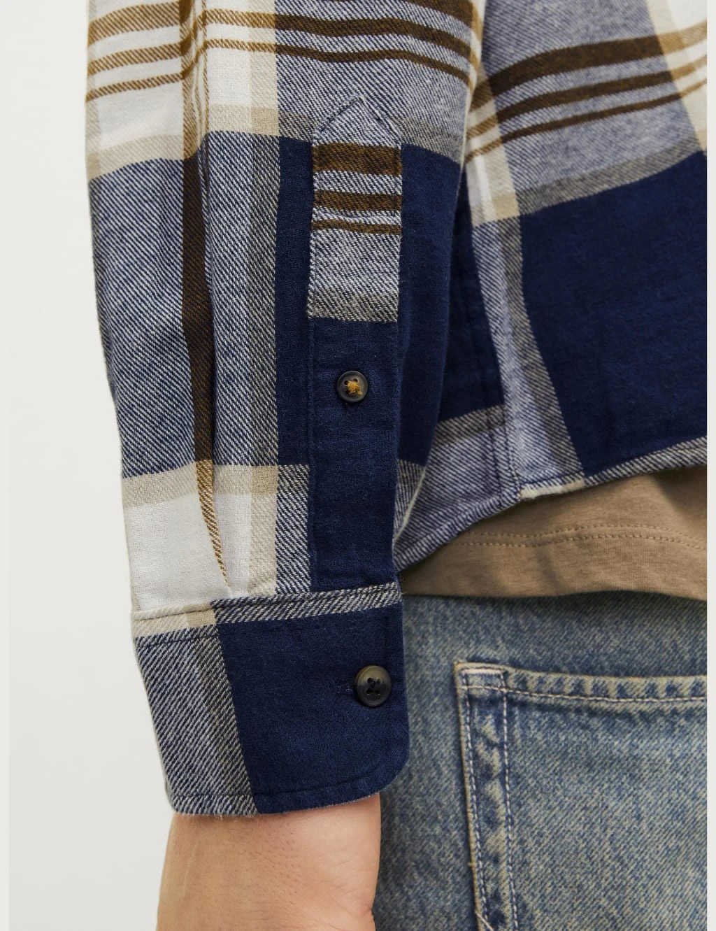 Jack & Jones Slim Fit Pure Cotton Checked Overshirt 17 Jack & Jones Slim Fit Pure Cotton Checked Overshirt - Image 17