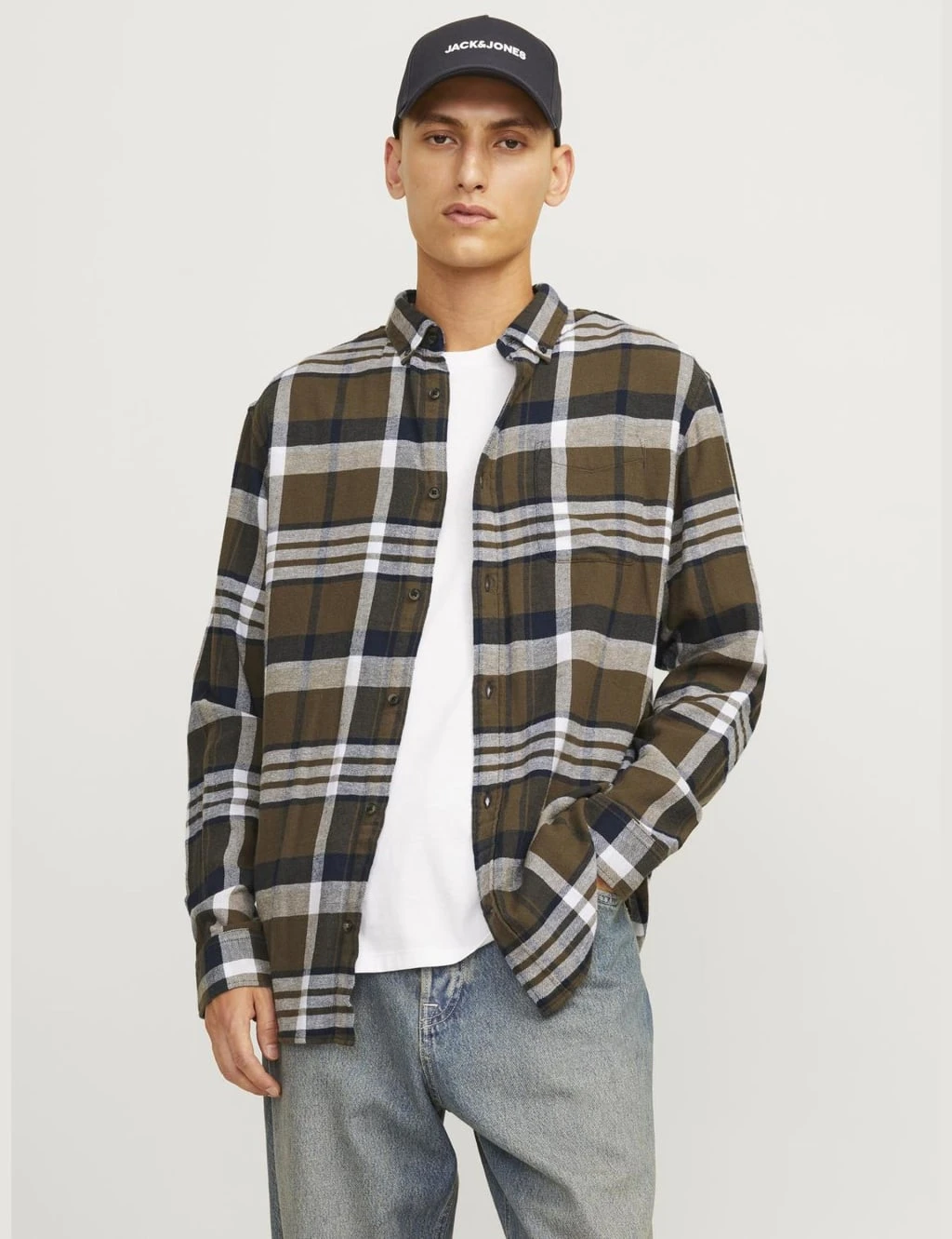 Jack & Jones Slim Fit Pure Cotton Checked Overshirt 8 Jack & Jones Slim Fit Pure Cotton Checked Overshirt - Image 8