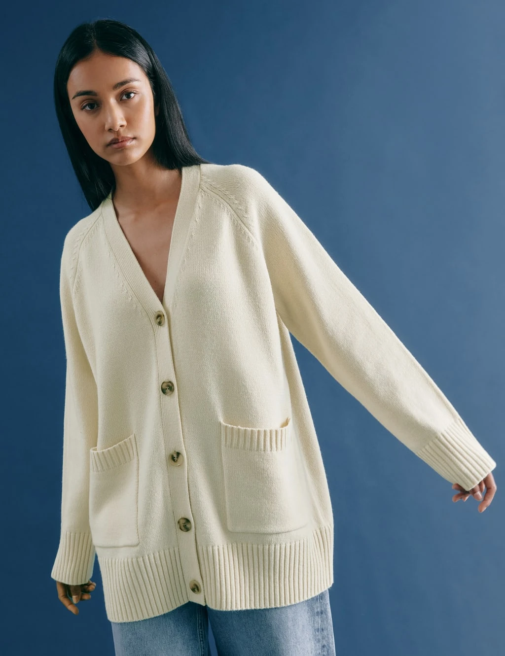 V-Neck Button Front Longline Cardigan With Wool 8 V-Neck Button Front Longline Cardigan With Wool - Image 8