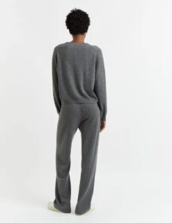 CHINTI & PARKER Wool Rich Wide Leg Relaxed Joggers With Cashmere 35 CHINTI & PARKER Wool Rich Wide Leg Relaxed Joggers With Cashmere -Marksandspencer Sale Store wool rich wide leg relaxed joggers 13